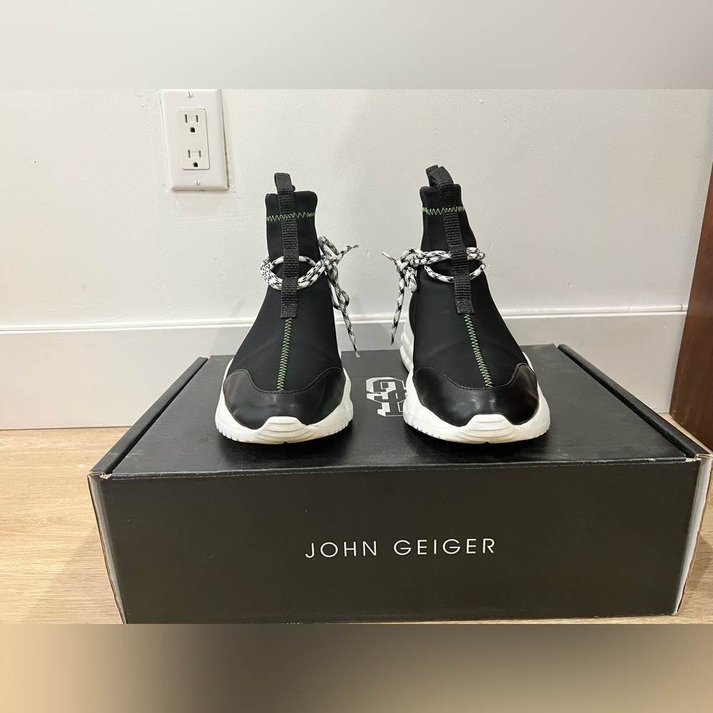GREAT CONDITION. Rare John Geiger 002 High